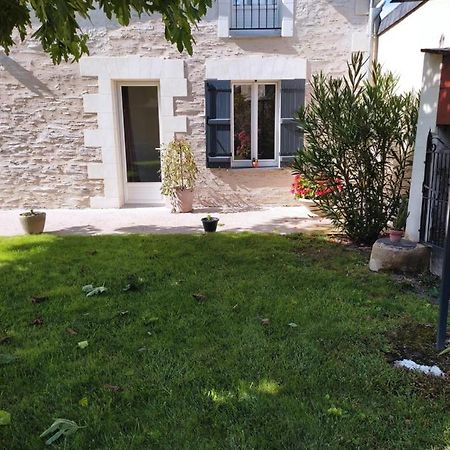 Chambre La Loire La Dagueniere Exterior foto