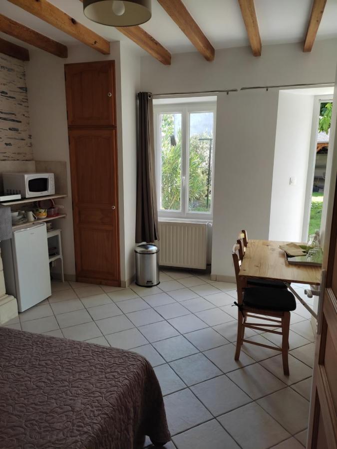 Chambre La Loire La Dagueniere Exterior foto